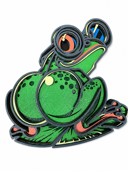 Funny Green Frog Laser Cut Wood Decor – Hand Painted Layered Cabin & Farmhouse Art
